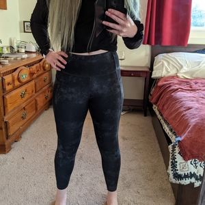 Danskin Marble Leggings